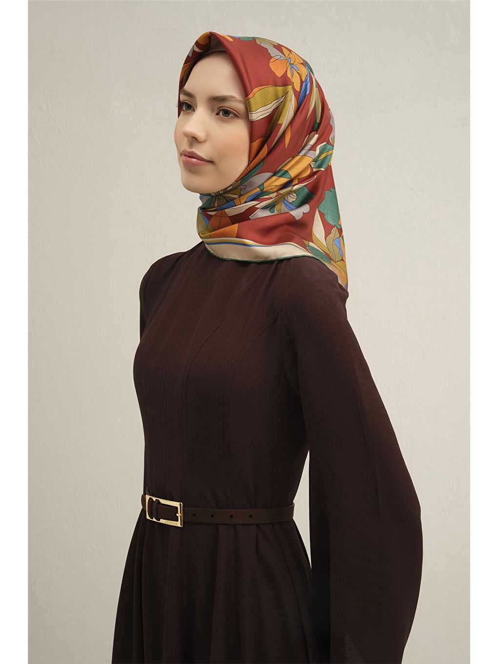 Turuncu Çiçek Desenli Saf İpek Sura Eşarp 9312 52-2