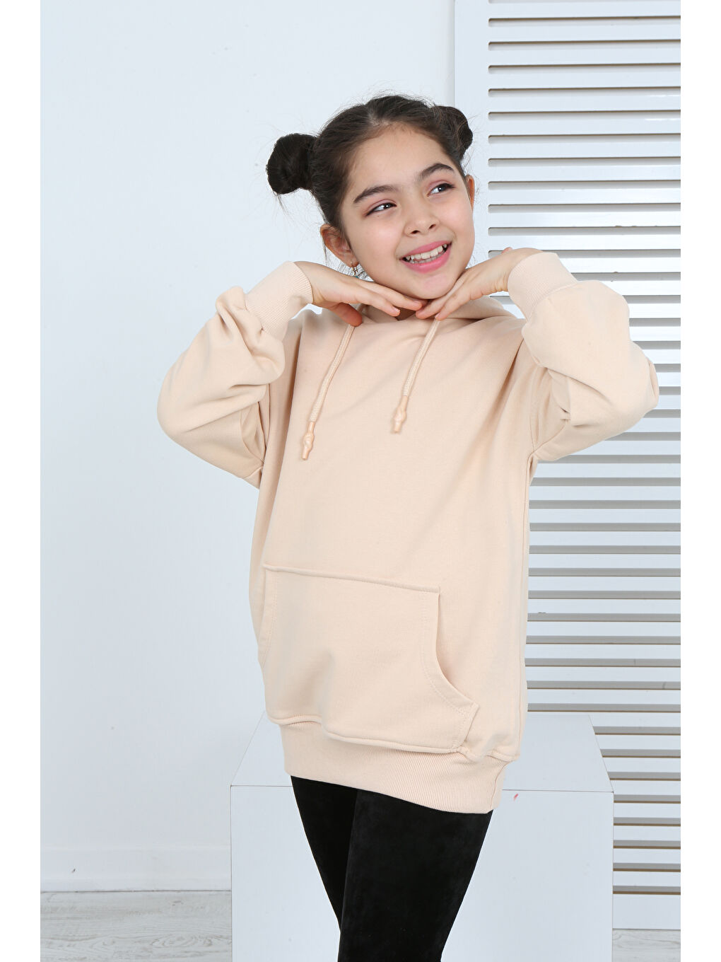 Bej Kız Çocuk Kanguru Cepli Sweatshirt-2