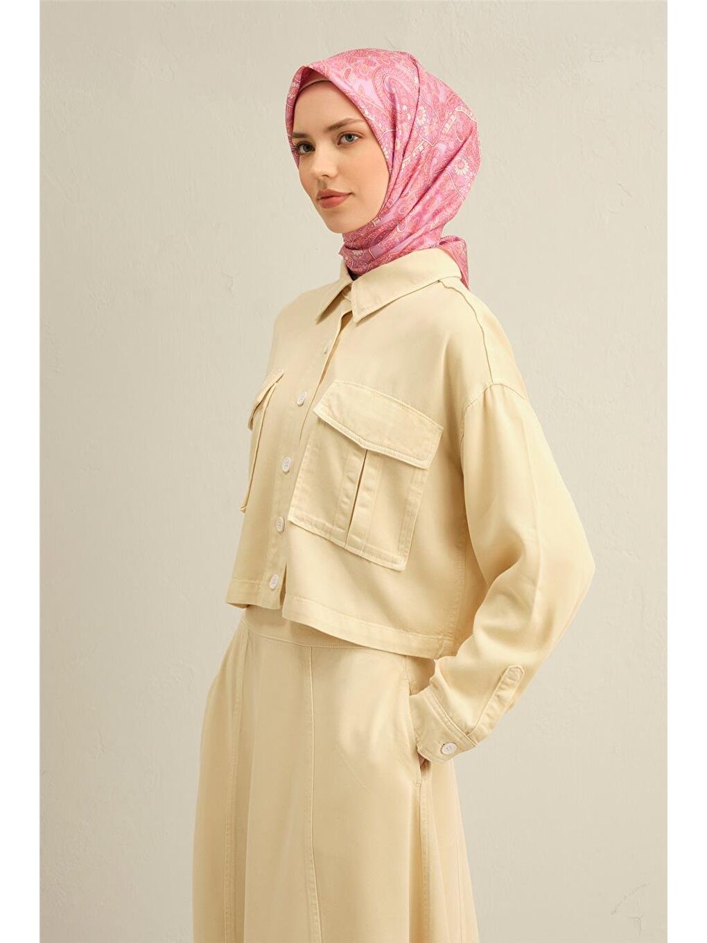 Pembe Etnik Desen Saf İpek Twill Eşarp 9304 52-2