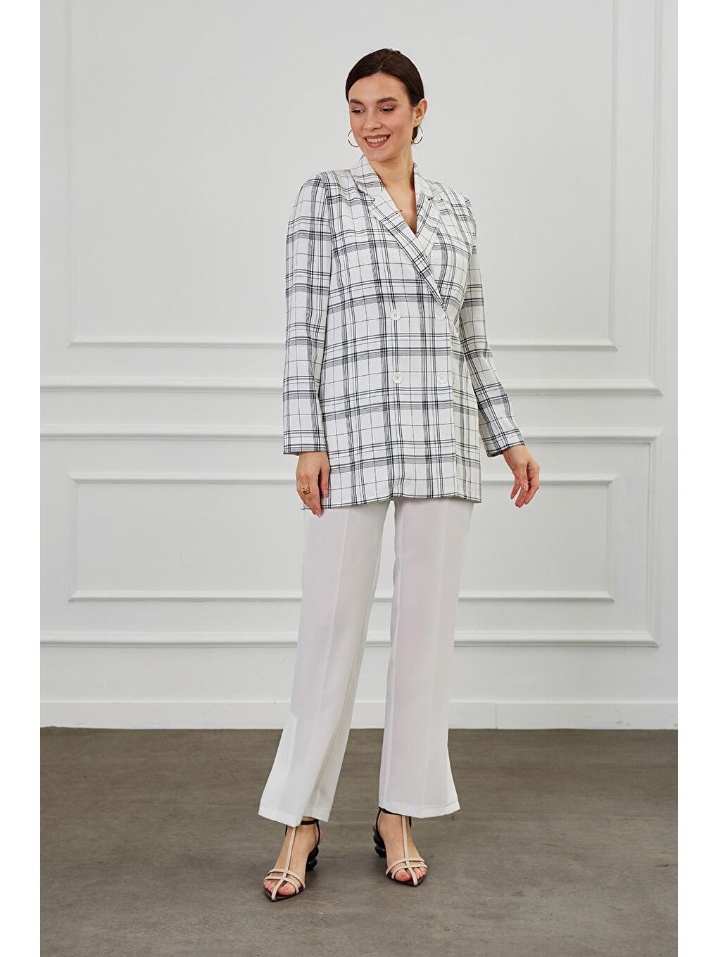 Yan Paça Yırtmaçlı Ekru Pantolon-1