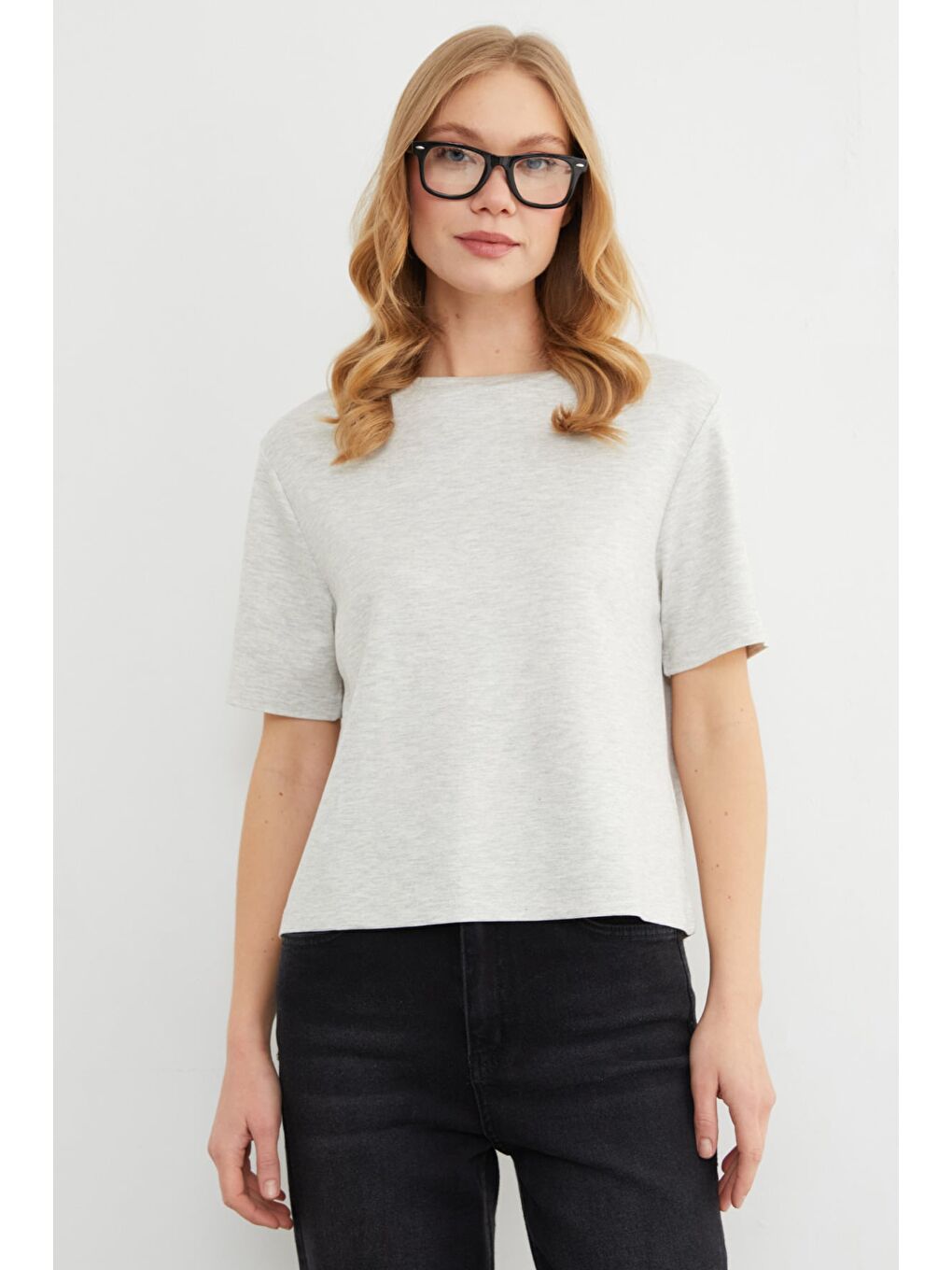 Gri Basic Bisiklet Yaka Modal Tişört-1