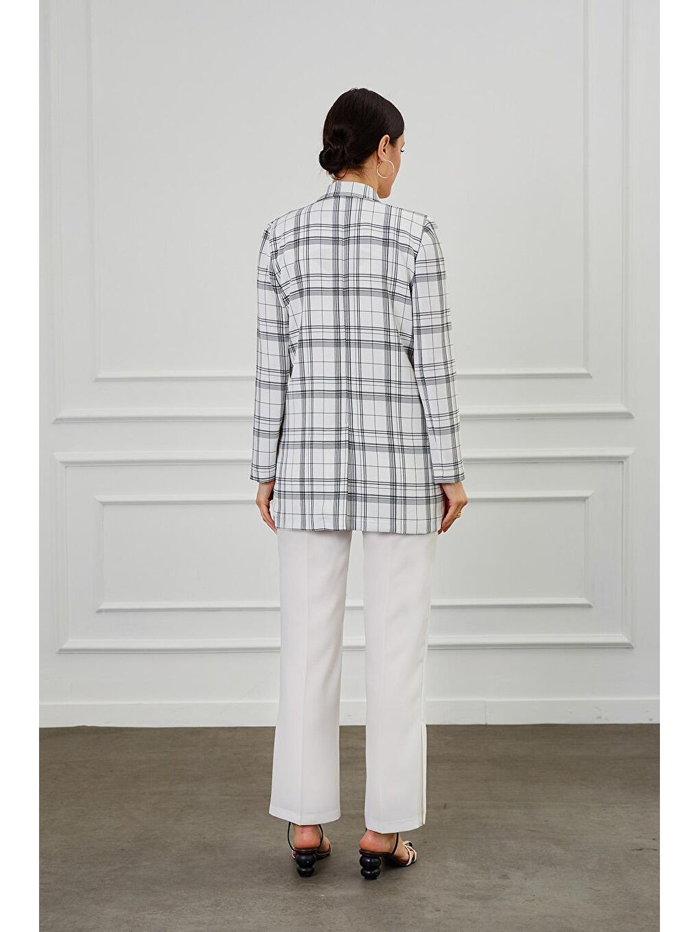 Yan Paça Yırtmaçlı Ekru Pantolon-2