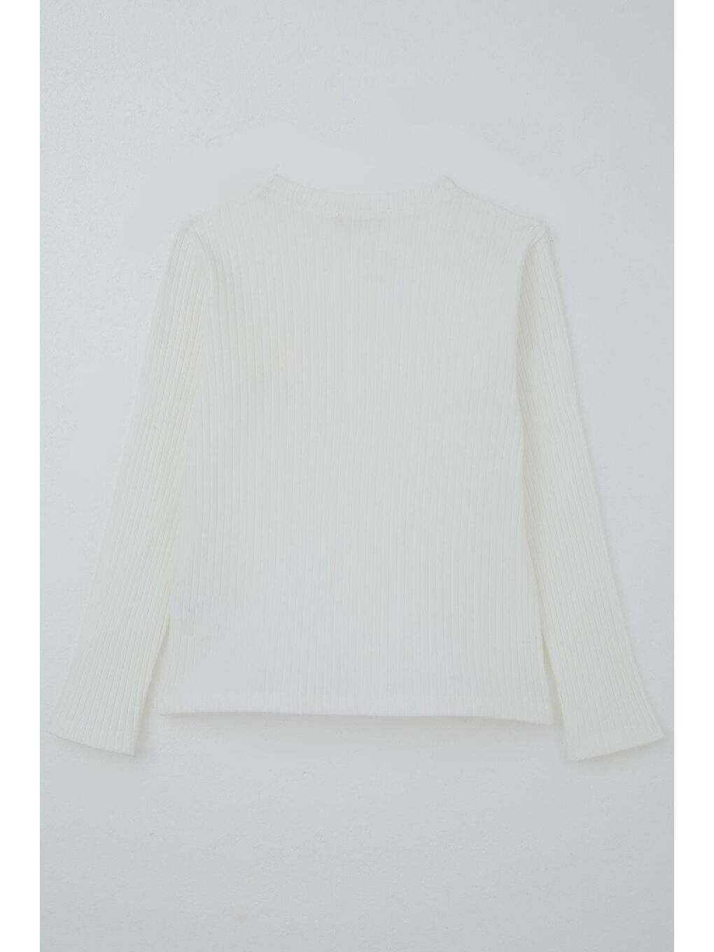 Kız Çocuk Uzun Kollu Tişört Boncuk İşlemeli Çiçek Arma Detaylı Beyaz (9-14 Yaş)-3