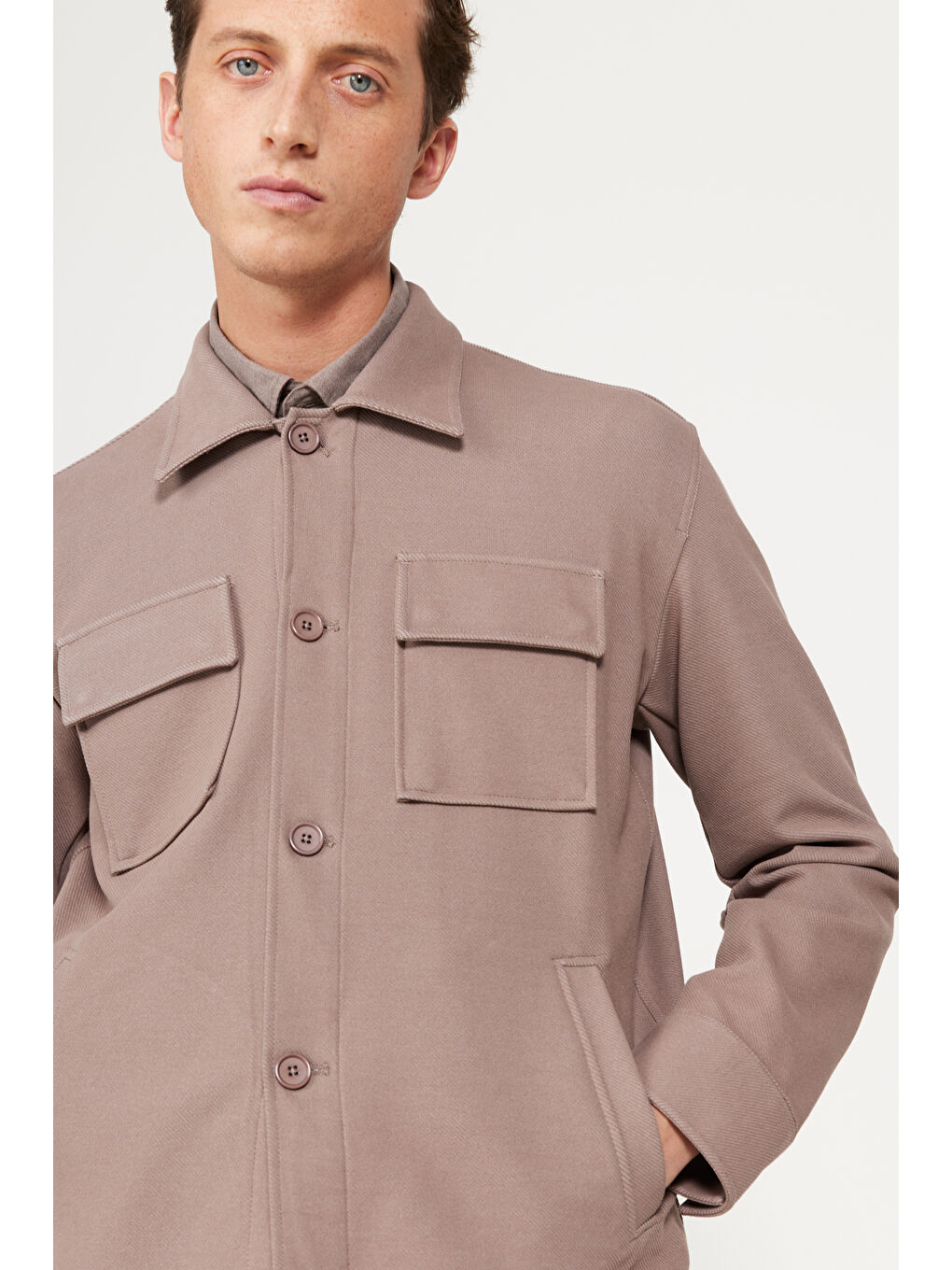 Erkek Koyu Bej Oversize Fit Bol Kesim Klasik Yaka Pamuklu Desenli Gömlek Ceket-4