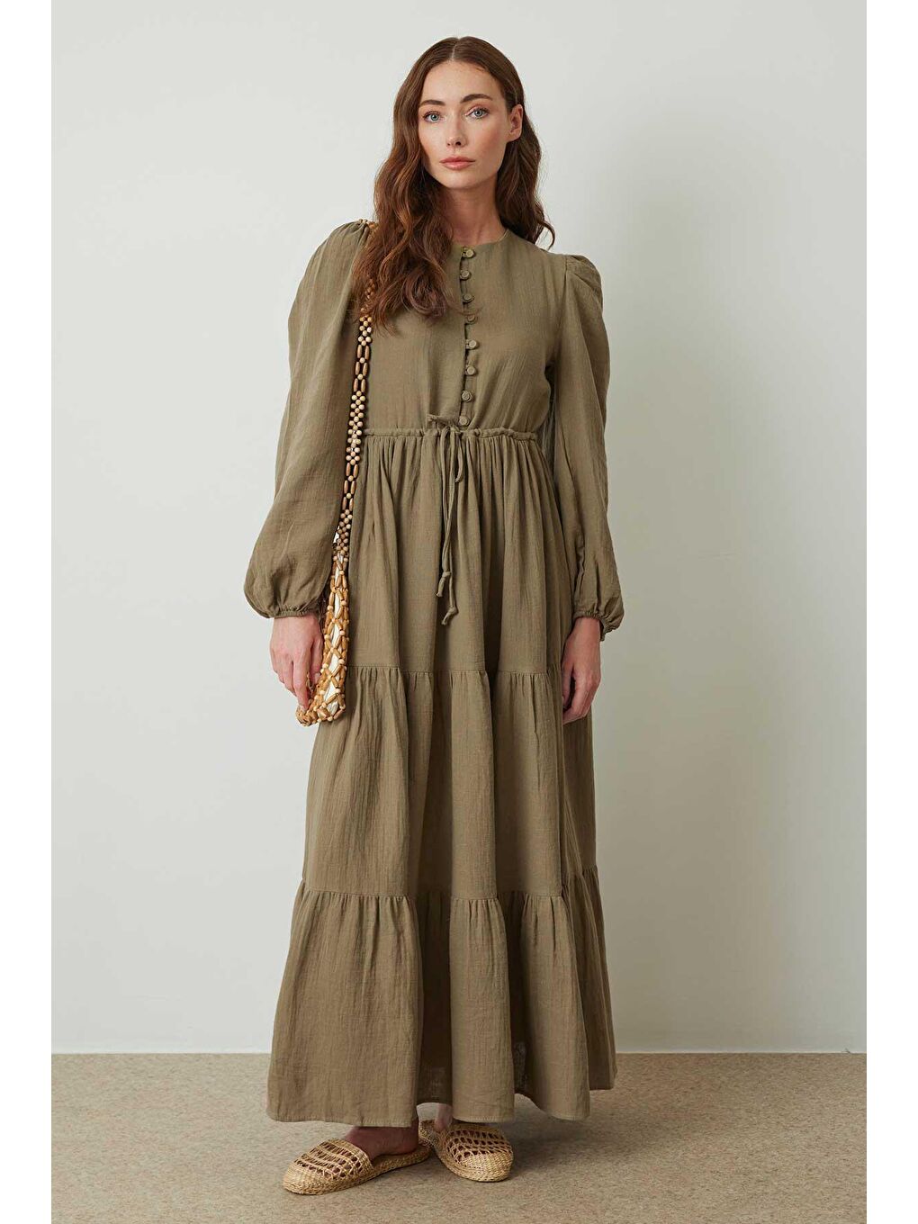 Bej Önden Düğmeli Vizon Müslin Elbise-2