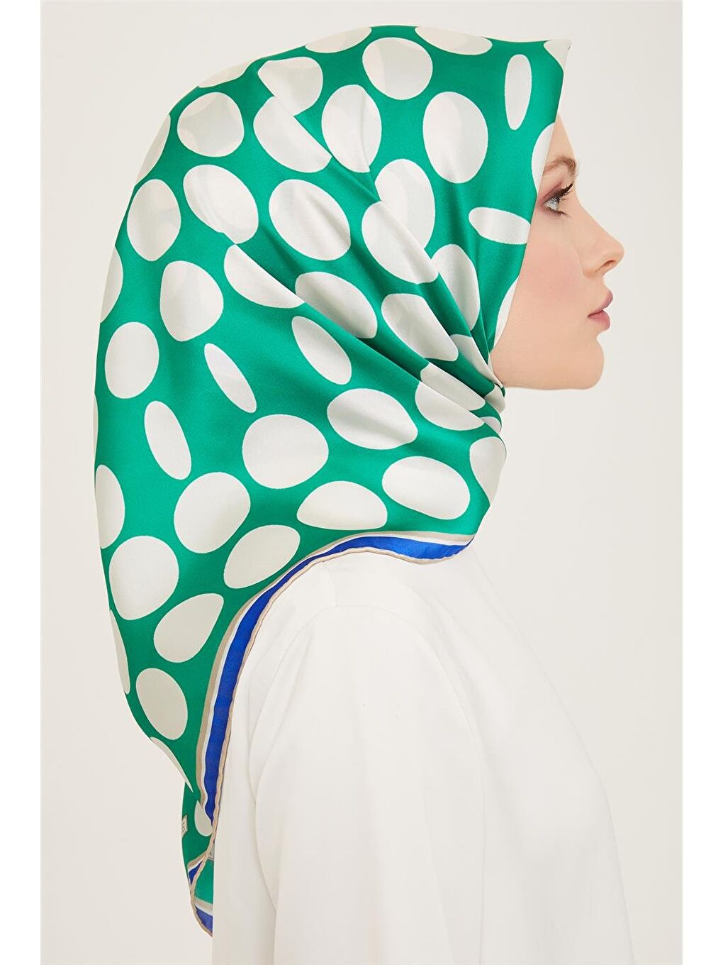 Yeşil Geometrik Desenli Sura İpek Eşarp 24Ya9157 86-1