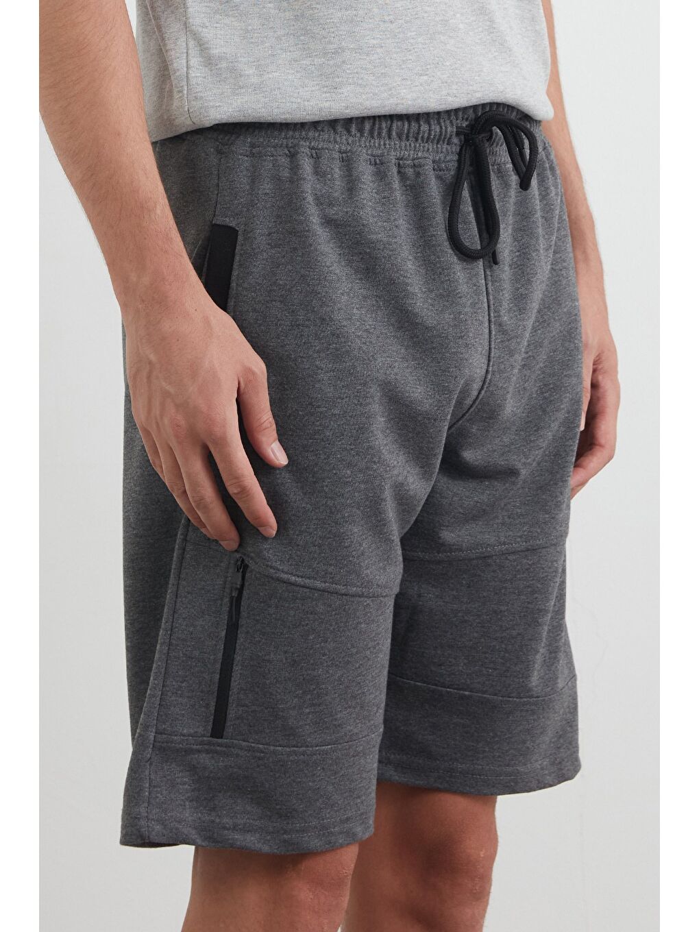 Antrasit Beli Bağlamalı Cebi Fermuarlı Şort-3