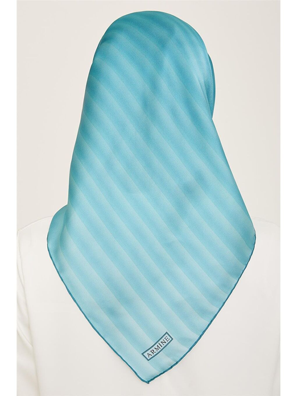 Yeşil Klasik Desenli Sura İpek Eşarp 24Ya9150 50 19-3