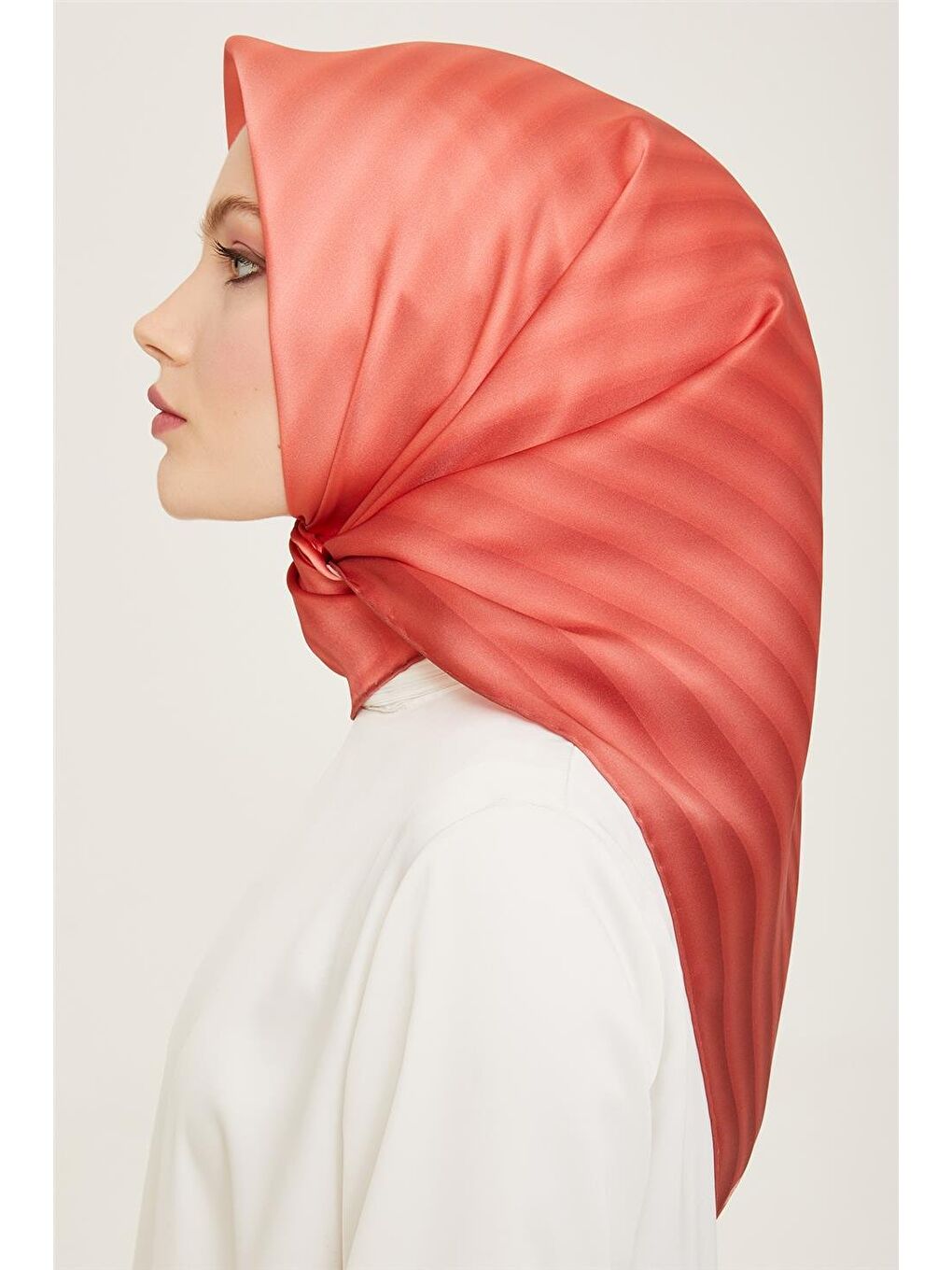 Turuncu Klasik Desenli Twill İpek Eşarp 24Ya9150 4 04-2