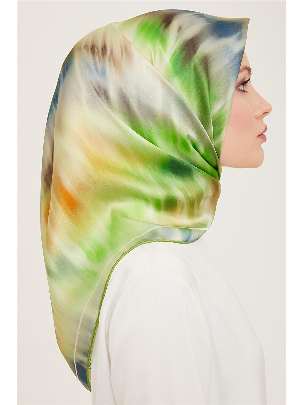 Yeşil Soyut Desenli Twill İpek Eşarp 24Ya9136 36 02-1