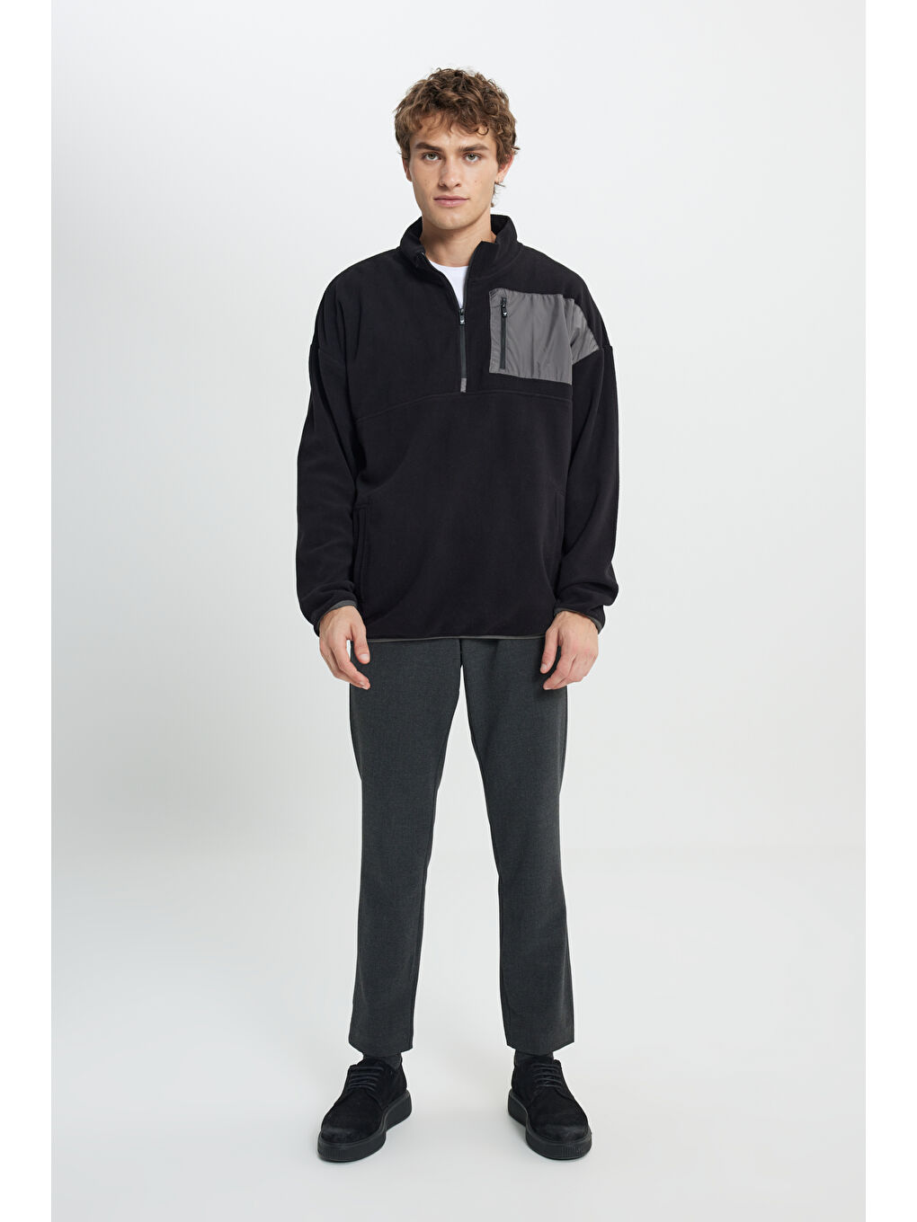 Erkek Siyah Oversize Bol Kesim Bato Yaka Cep Detaylı Fermuarlı Soğuk Geçirmez Polar Sweatshirt-1