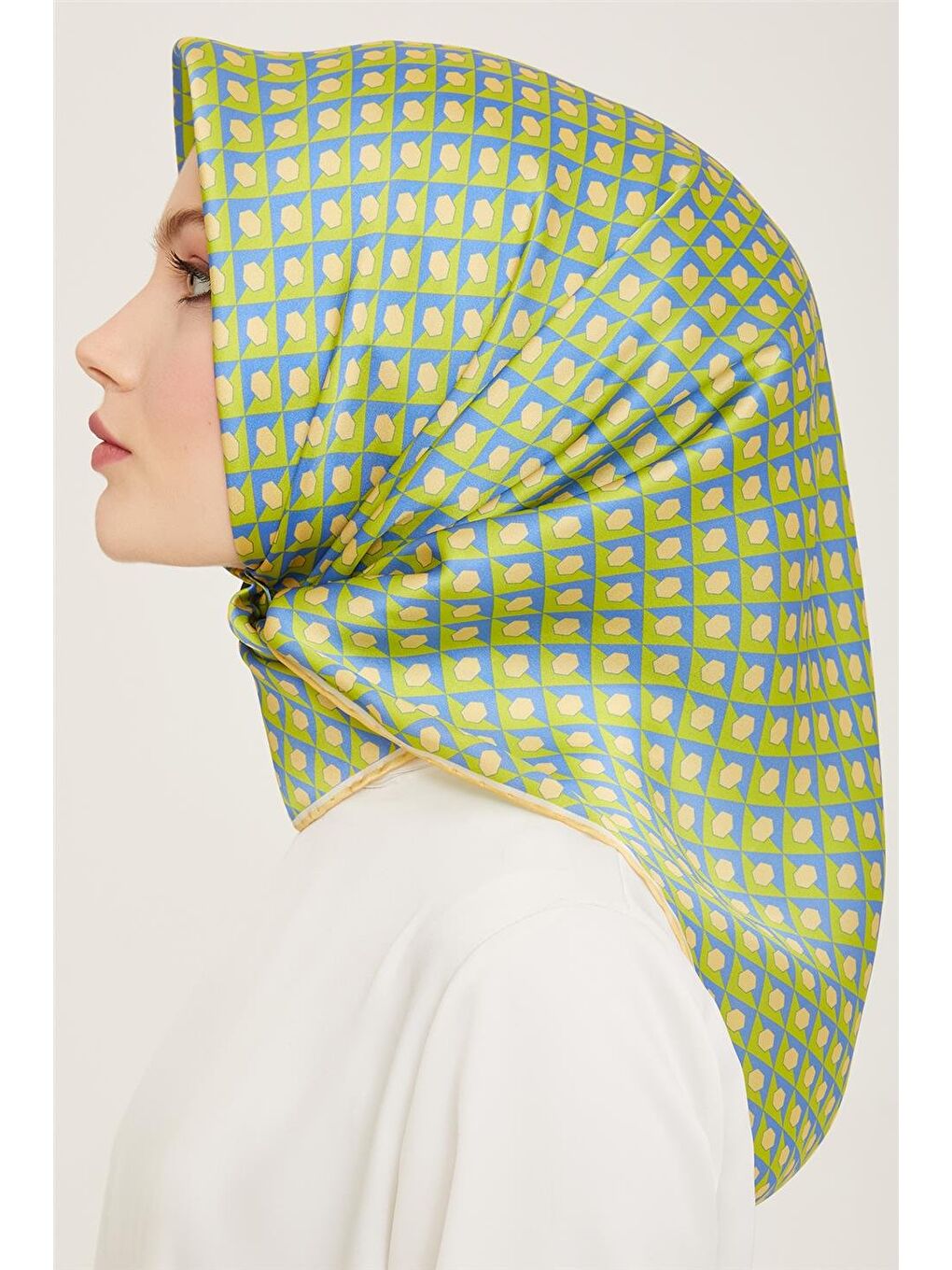 Yeşil Çiçek Desenli Sura İpek Eşarp 24Ya9110 34 51-2