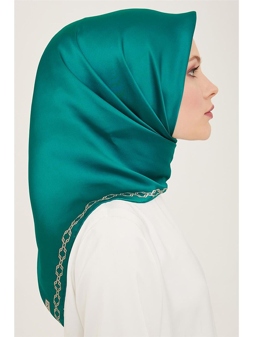 Yeşil Leopar Desenli Sura İpek Eşarp 24Ya9155 82-1