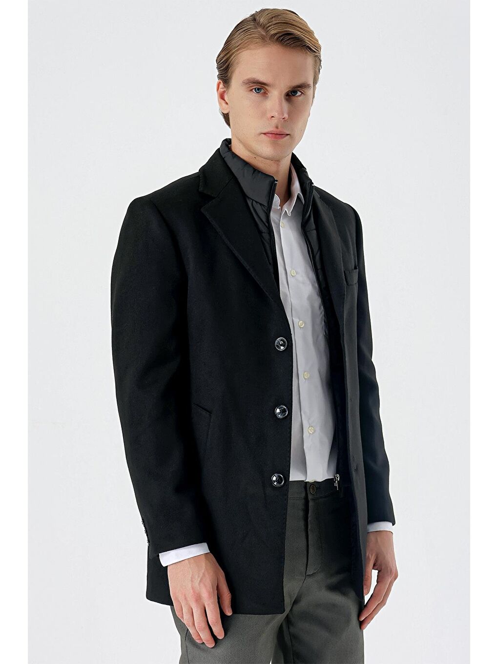 Siyah Kaşe Mono Yaka Kapitoneli Astar Slim Fit Dar Kesim Klasik Kaban 1008235167