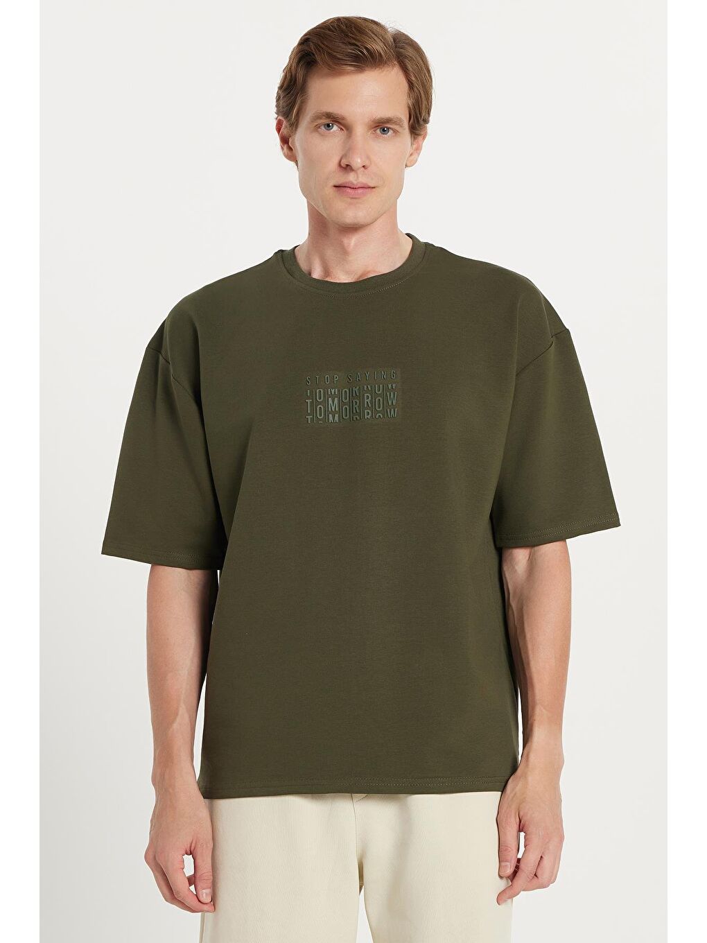 Erkek Oversize Geniş Kesim Pamuklu Baskılı Bisiklet Yaka Haki Tişört-3