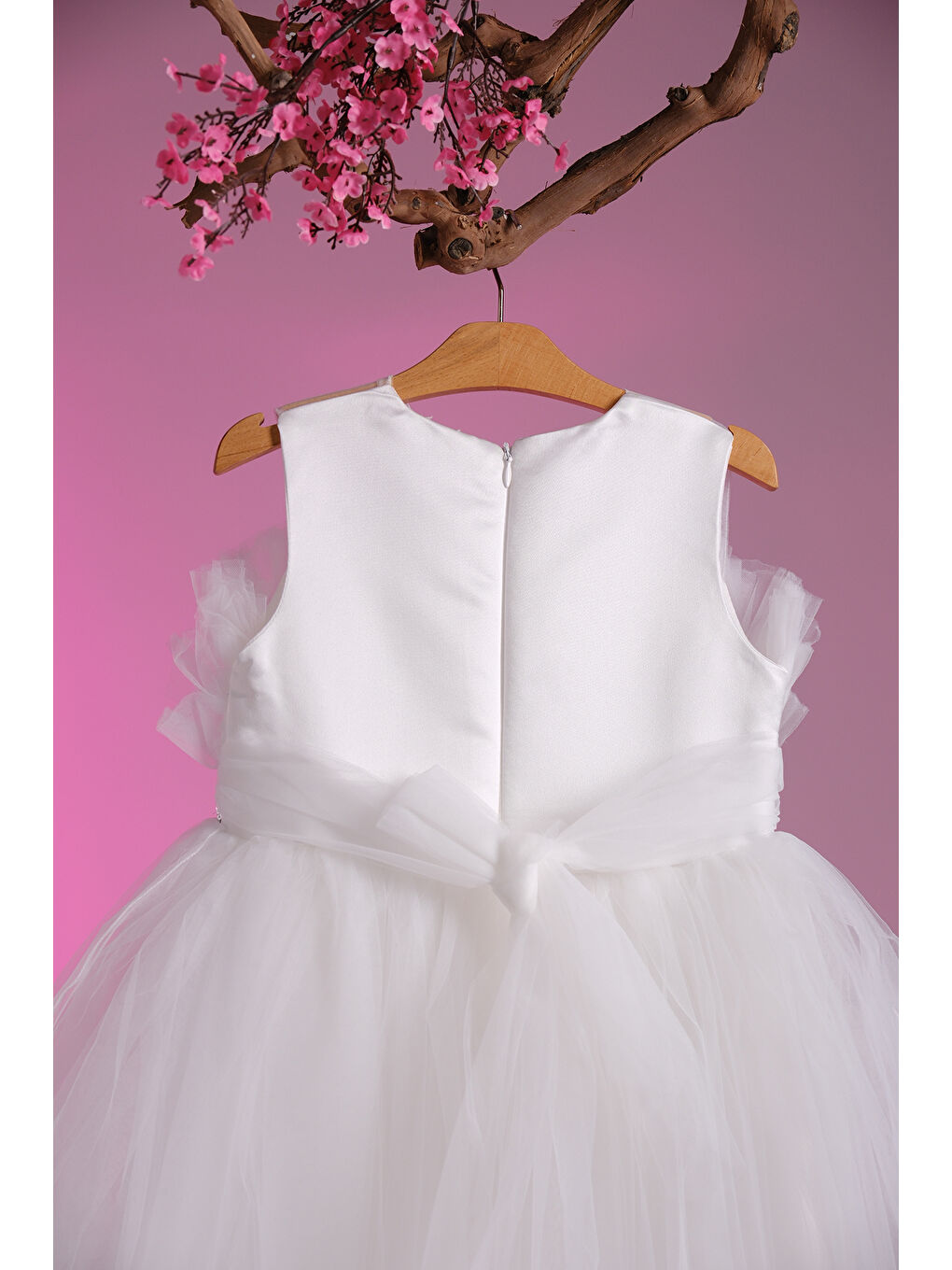 Beyaz Gümüş Simli Kemer Detaylı Kız Çocuk Abiye ABY.2216-2