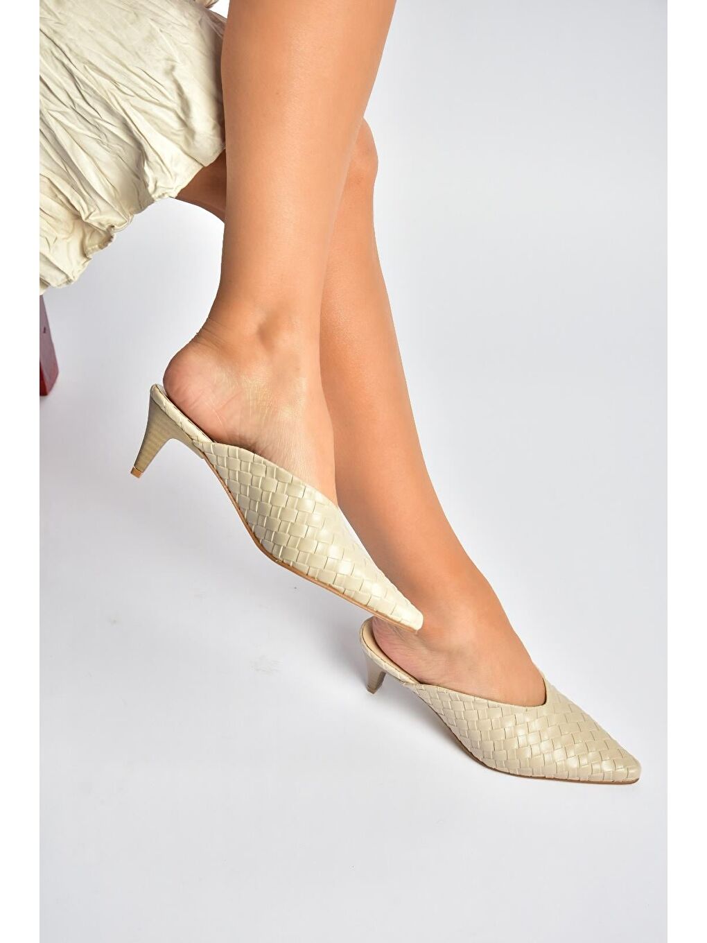 Bej Kadın Terlik Y654660709-1