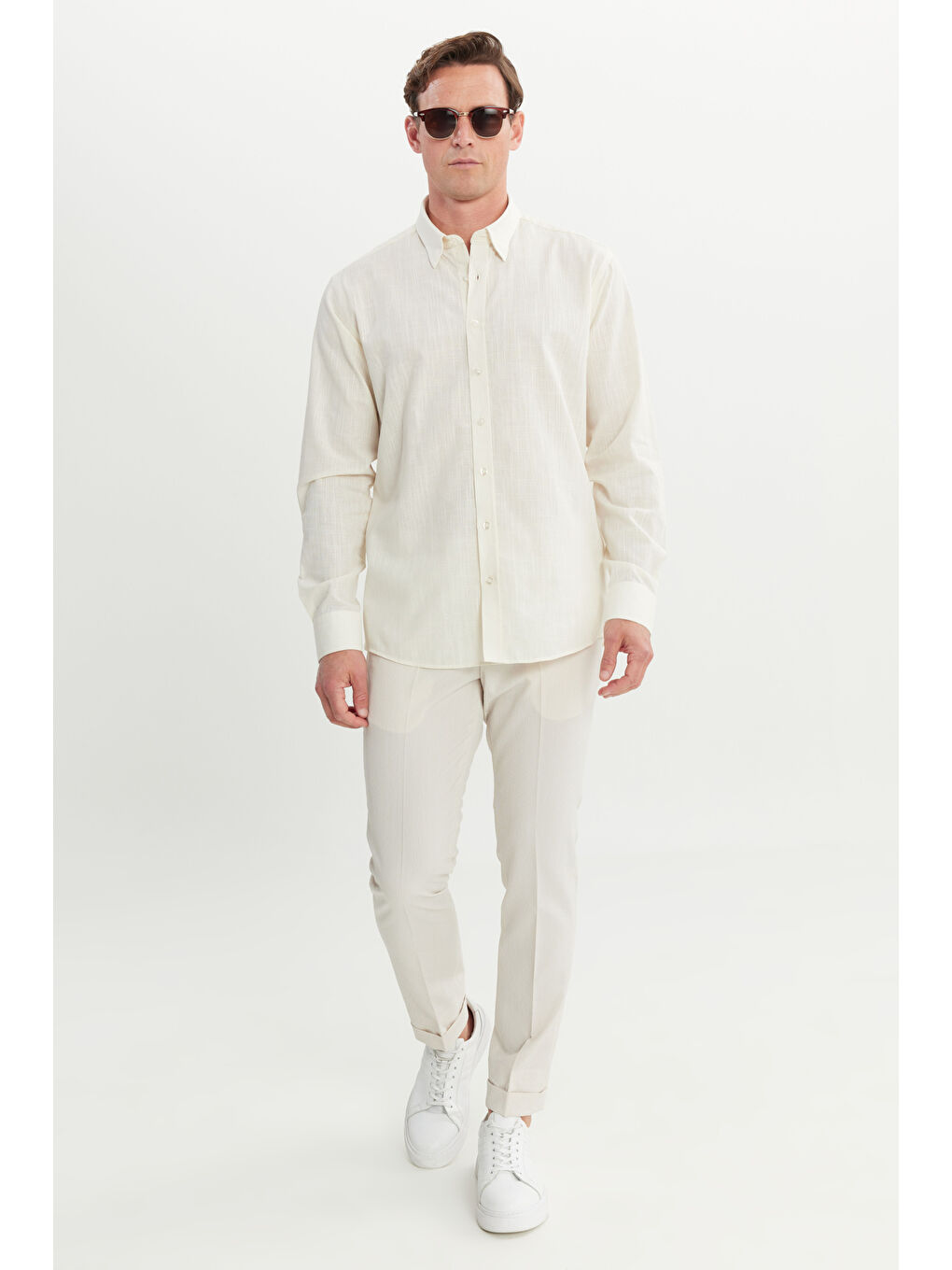 Erkek Ekru Comfort Fit Rahat Kesim Gizli Düğme Yaka %100 Pamuk Flamlı Gömlek-1