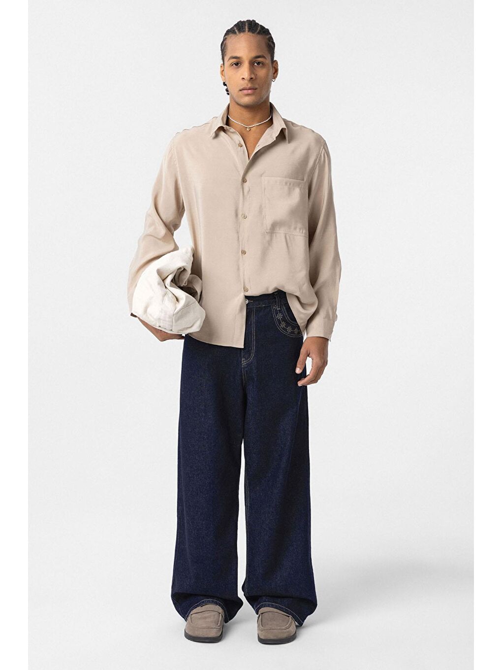 Oversize Uzun Kollu Tek Cepli Modal Kumaş Gömlek Bej