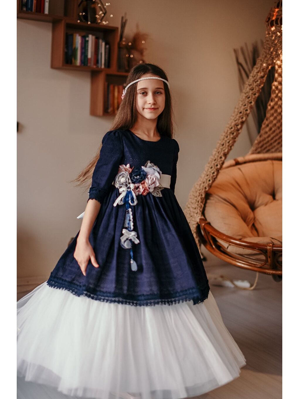 Özel Tasarım Kız Çocuk Elbise  Lacivert beyaz  Duvaklı Pamuk Brode Ve Tül Detaylı Uzun Elbise_M2-1