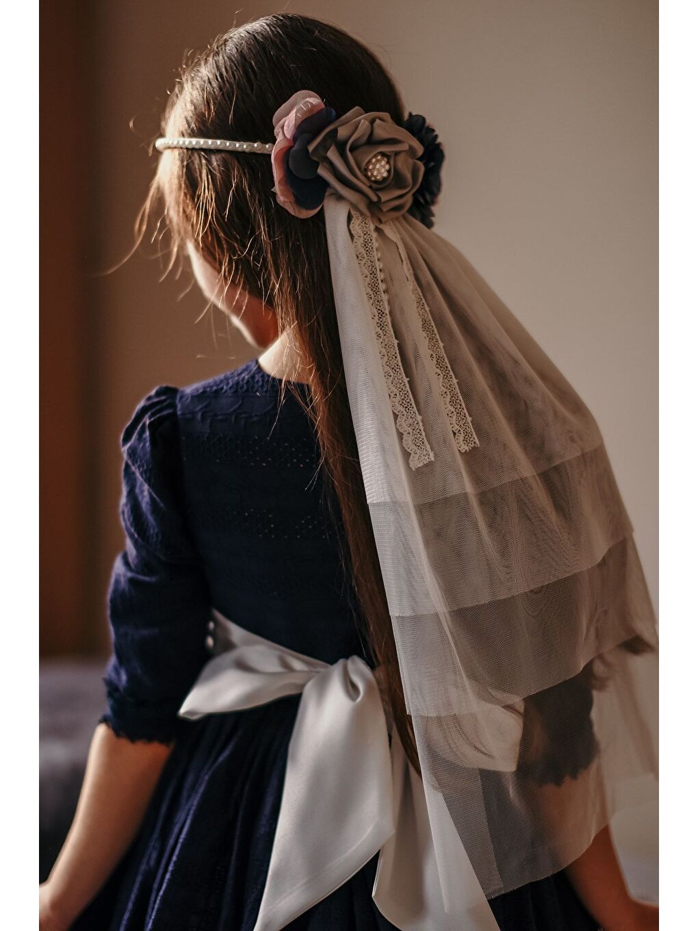 Özel Tasarım Kız Çocuk Elbise  Lacivert beyaz  Duvaklı Pamuk Brode Ve Tül Detaylı Uzun Elbise_M2-4