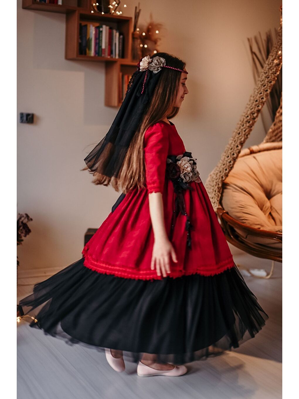 Kırmızı Özel Tasarım Kız Çocuk Elbise  Lacivert beyaz  Duvaklı Pamuk Brode Ve Tül Detaylı Uzun Elbise_M2-1