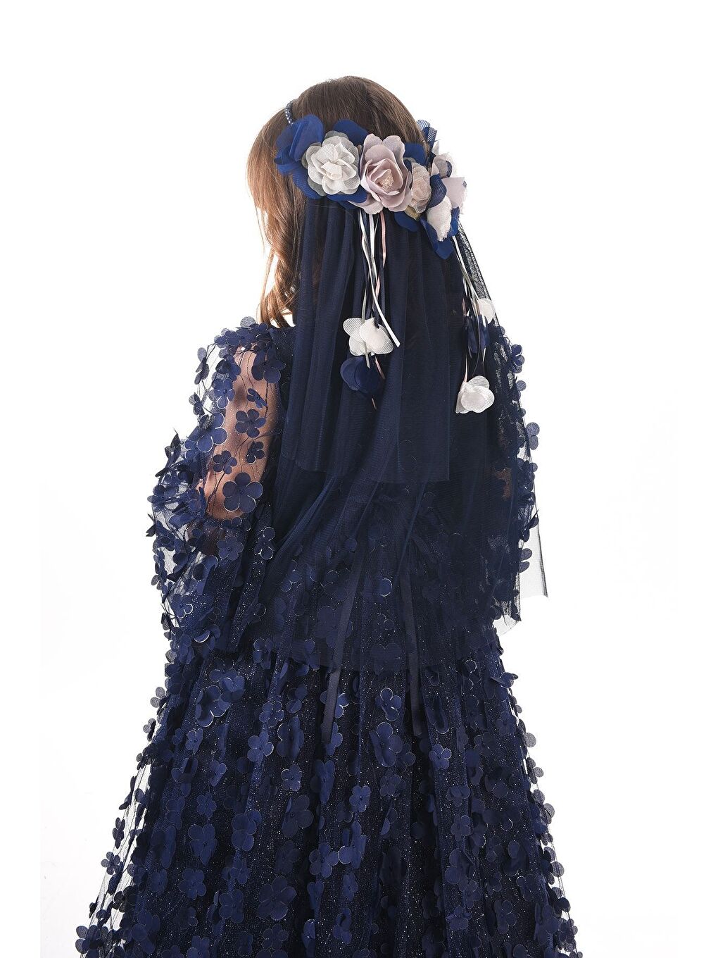 Lacivert Özel Tasarım Uzun Tamamı 3 Boyutlu Kumaş Ve Duvaklı Kız Çocuk Elbise_M2246Y-3