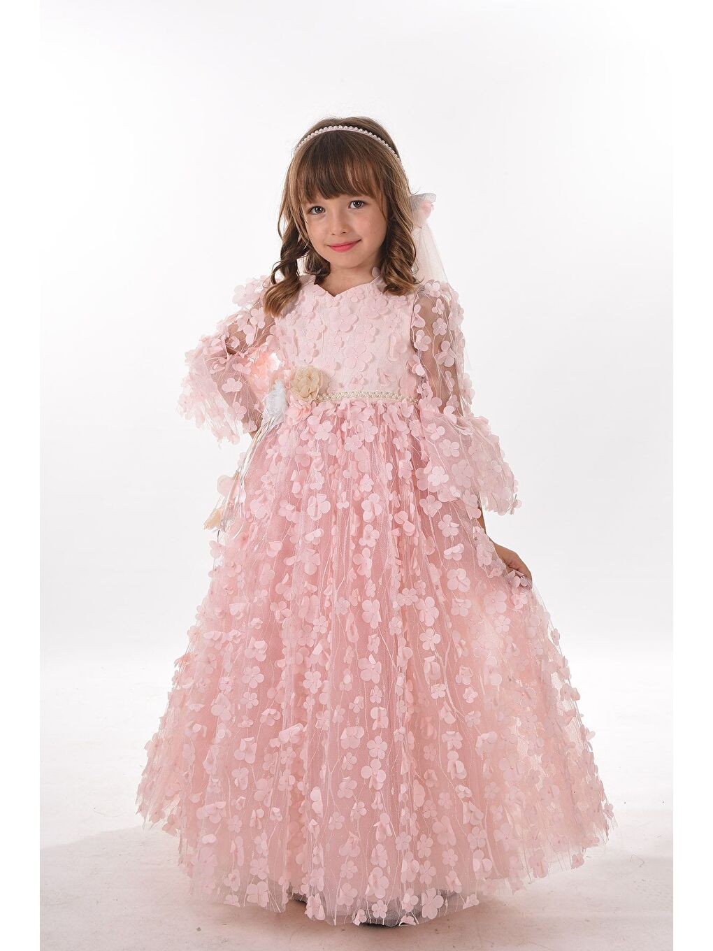 Pembe Özel Tasarım Uzun Tamamı 3 Boyutlu Kumaş Ve Duvaklı Kız Çocuk Elbise_M2246Y-3