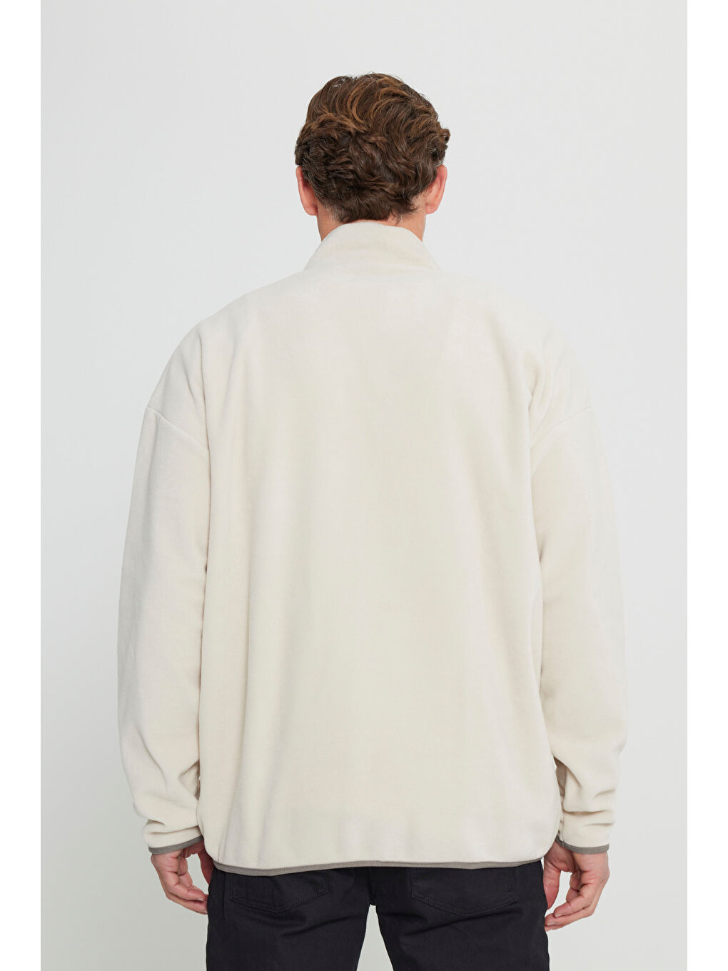 Erkek Bej Oversize Bol Kesim Bato Yaka Cep Detaylı Fermuarlı Soğuk Geçirmez Polar Sweatshirt-5