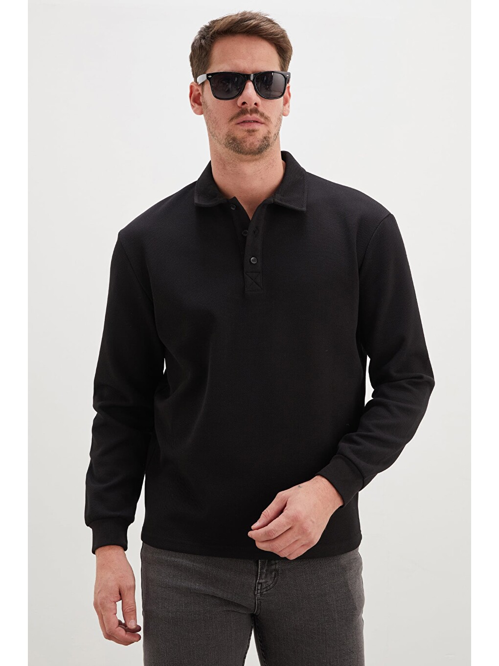 Siyah Yarım Düğmeli Polo Yaka Pike Sweatshirt