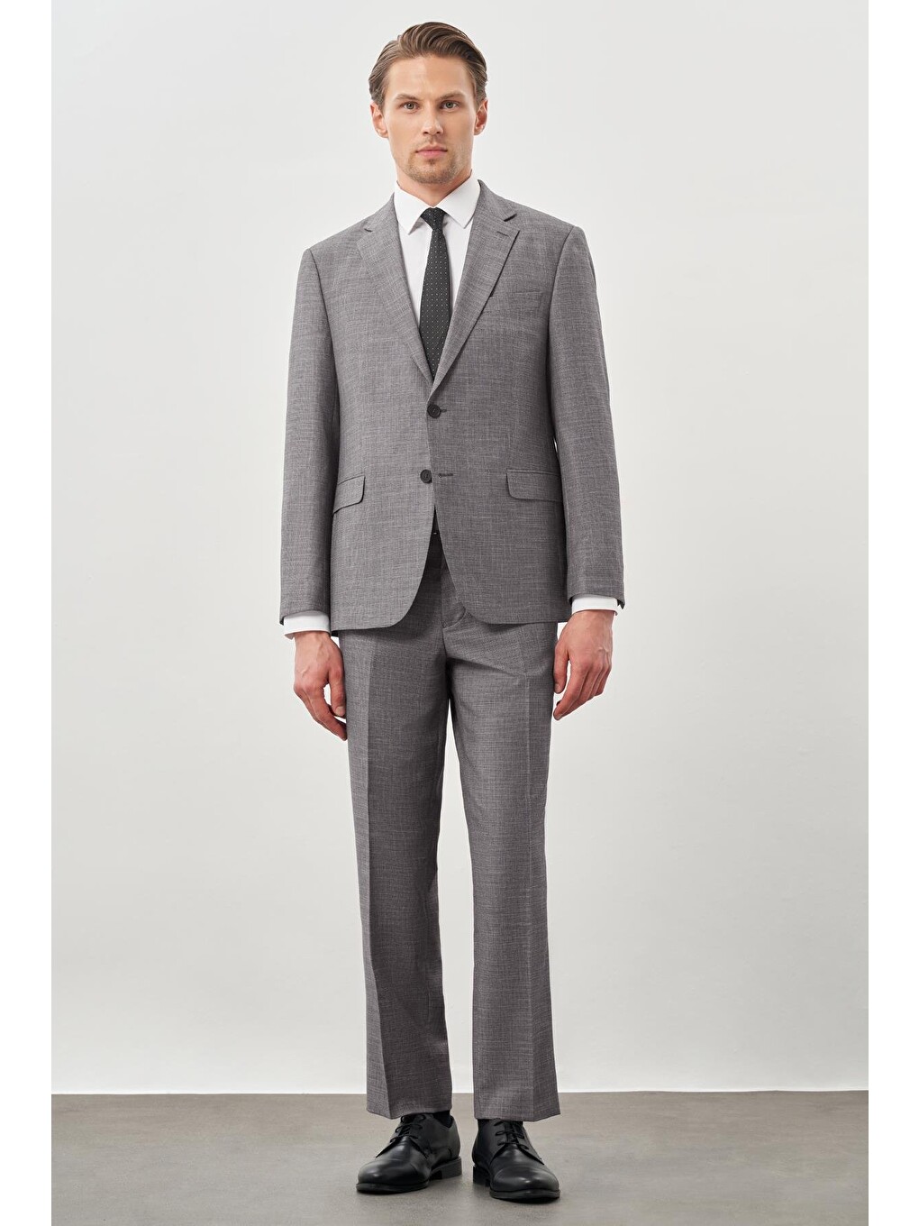 Gri Kendinden Mono Yaka Çift Yırtmaç 2 Düğme 4 Drop Comfort Fit Classic Takım Elbise 1001245161