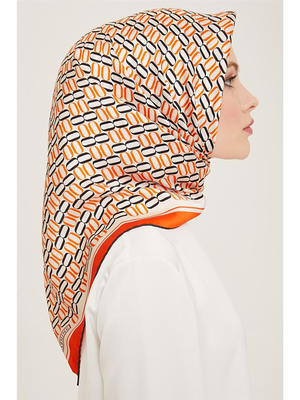 Turuncu Klasik Desenli Twill İpek Eşarp 24Ya9149 8 37-1