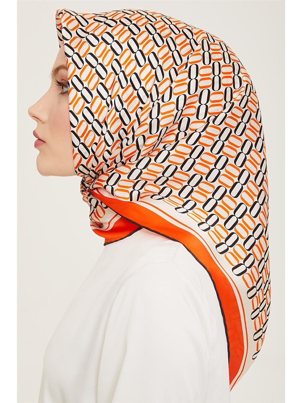 Turuncu Klasik Desenli Twill İpek Eşarp 24Ya9149 8 37-2