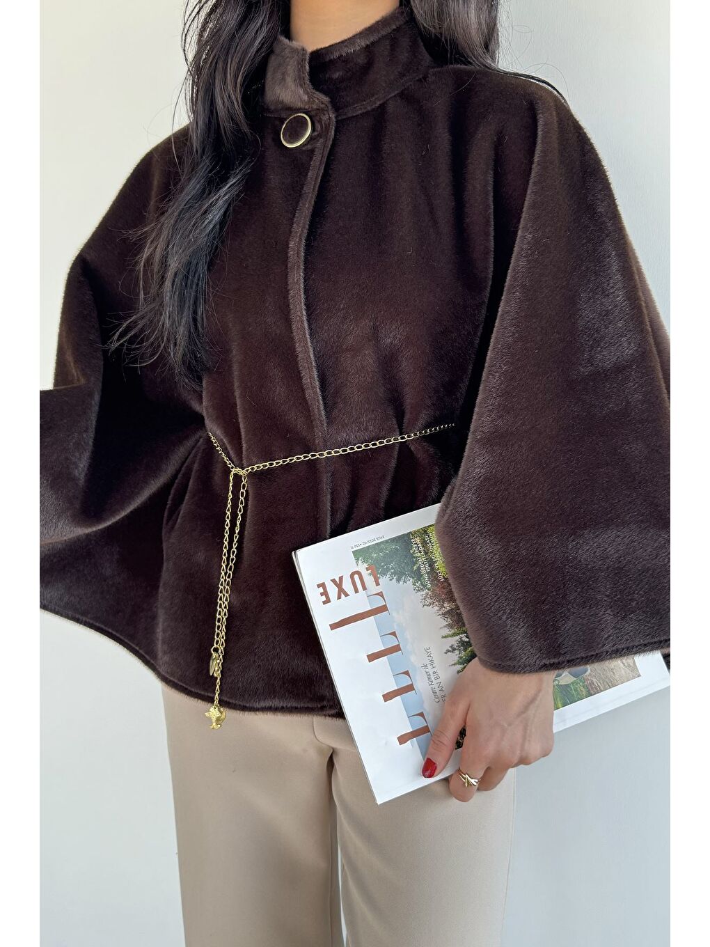 Kahverengi Kadın Su Fırçalı Kaşe Panço-2