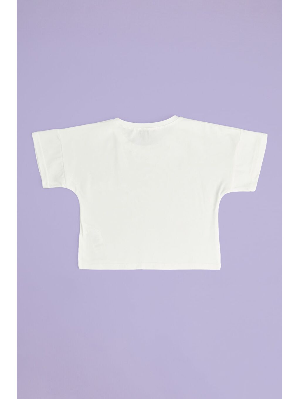 Ekru Kurdele Kabartma Baskılı Kız Çocuk Crop Tişört-1