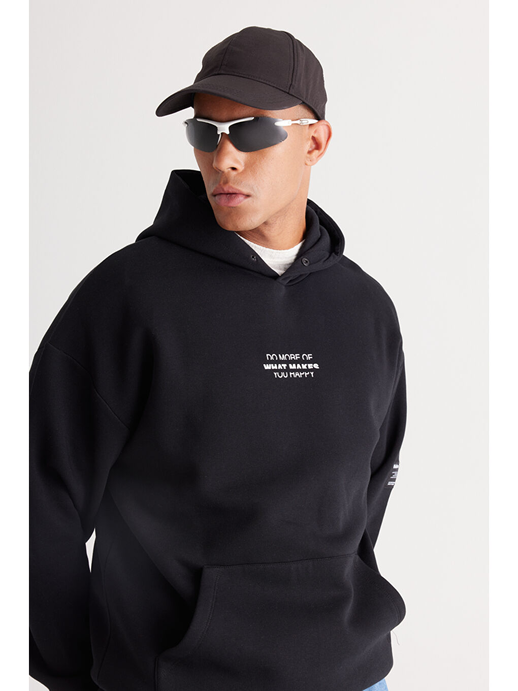 Erkek Siyah Oversize Fit Bol Kesim Kapüşonlu İçi Polarlı Pamuklu Sweatshirt-3
