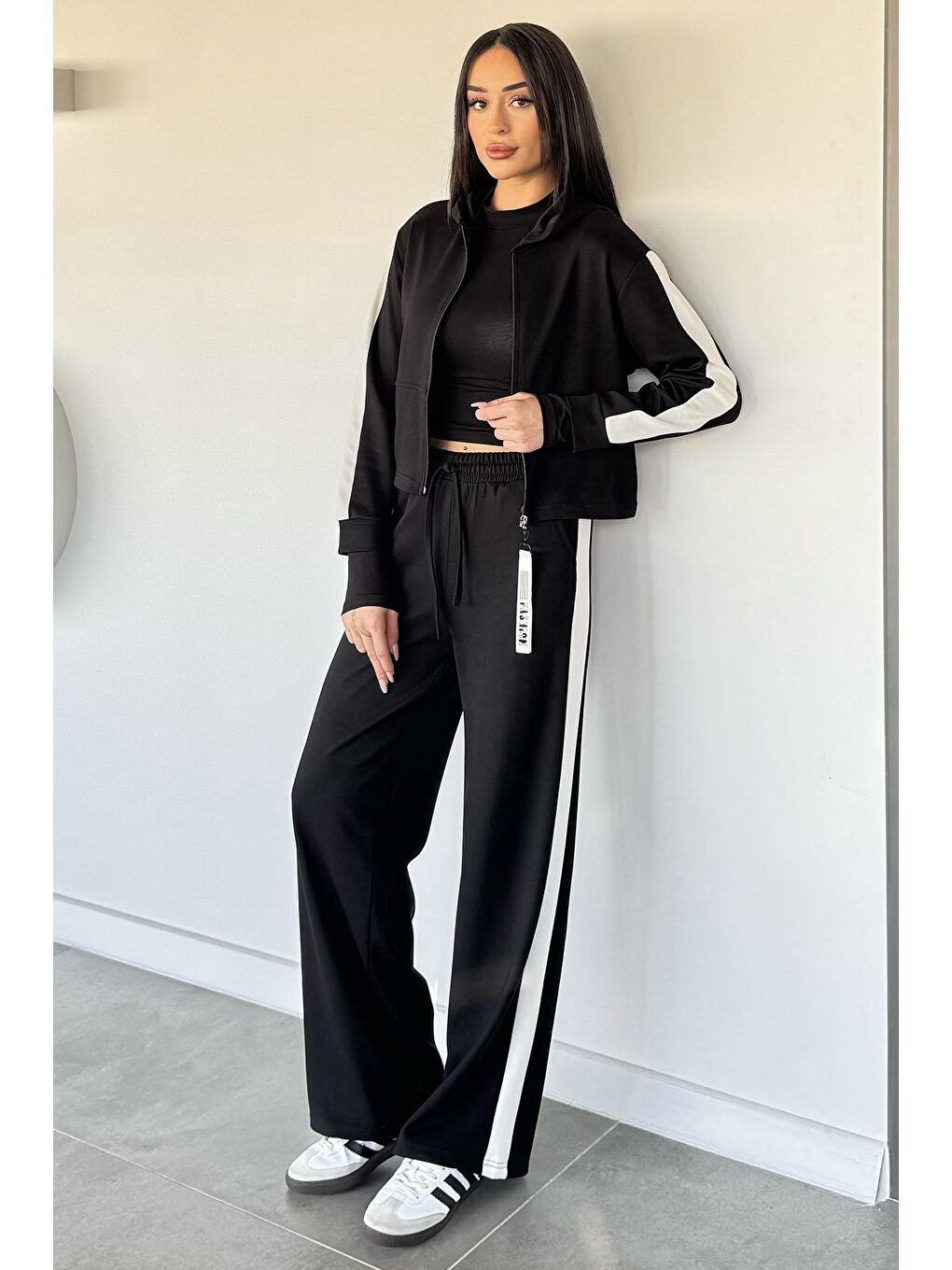 Siyah Kadın Kapüşonlu Fermuarlı Sweat Pantolon İkili Takım-2