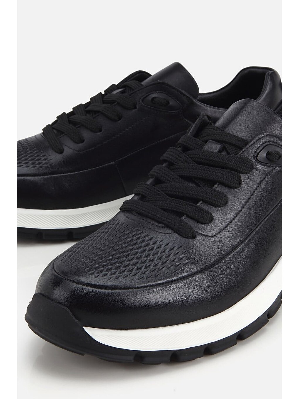 Erkek Siyah Deri Kontrast Tabanlı Bağcıklı Sneaker-2