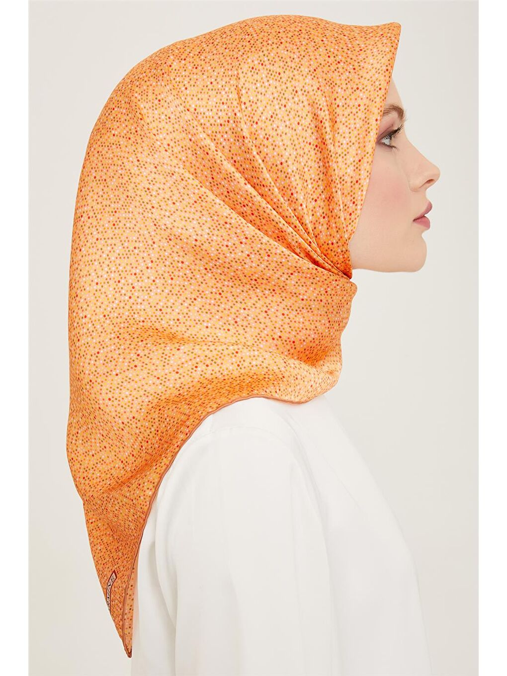 Turuncu Geometrik Desenli Twill İpek Eşarp 24Ya9113 35 51-1