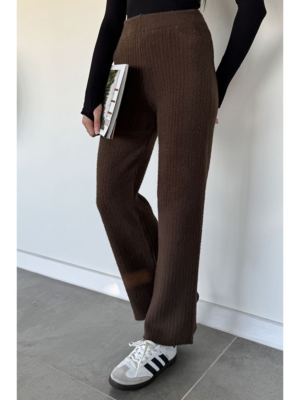 Kahverengi Kadın Sakallı Triko Pantolon