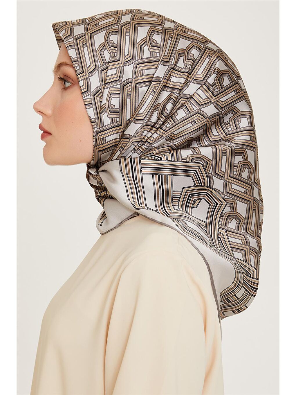 Kahverengi Klasik Desenli Twill Saf İpek Eşarp 9213D 34-2