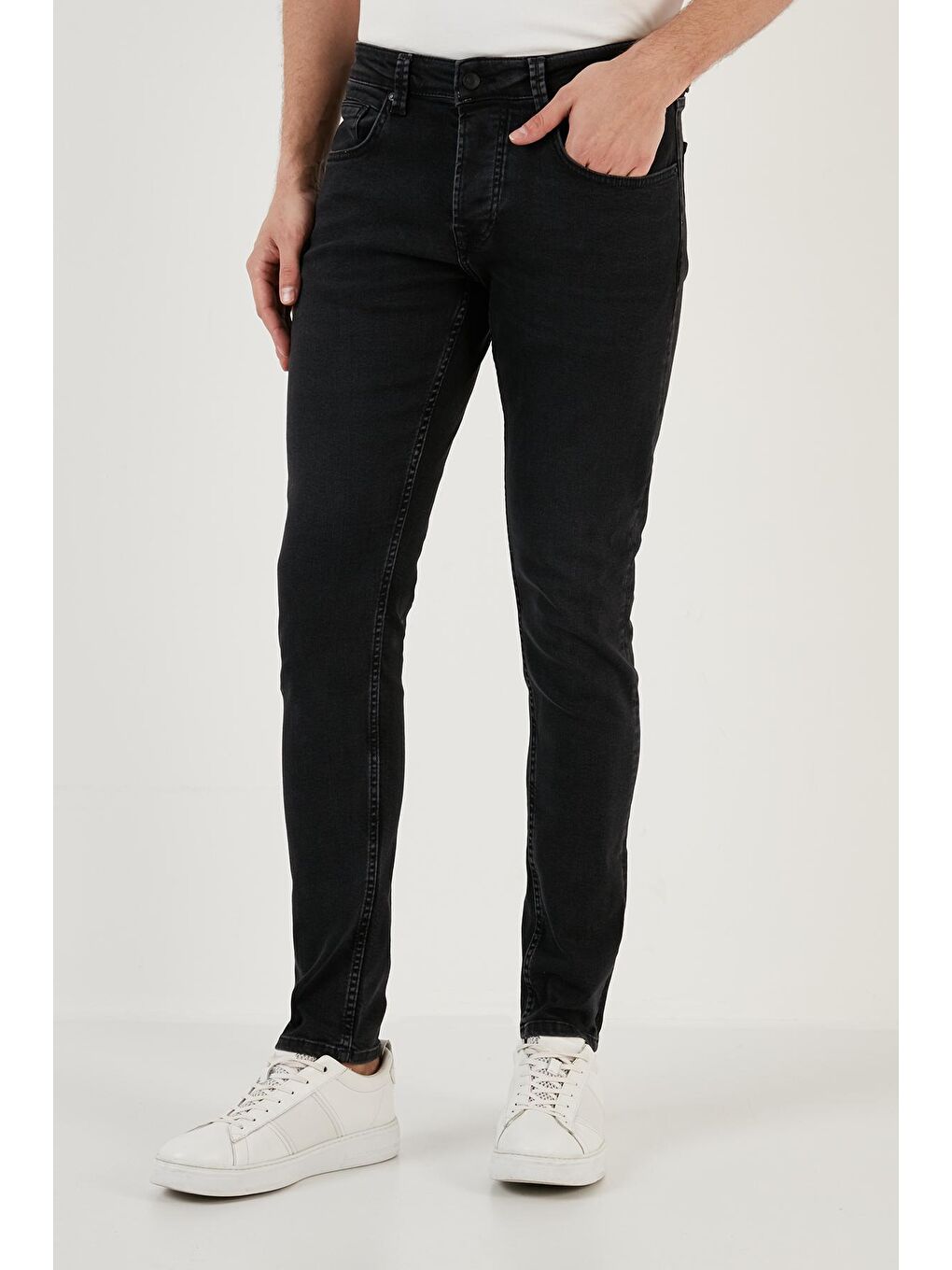 Buratti Siyah Pamuklu Normal Bel Slim Fit Dar Paça Jeans 1130J62NAPOLI - 3