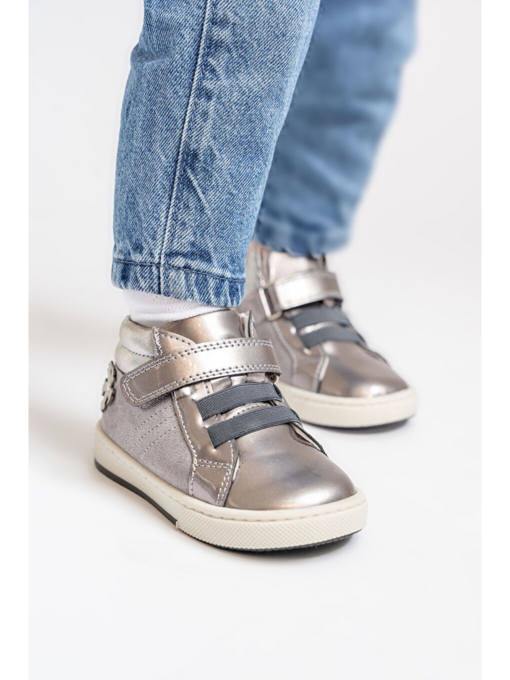 Gri Kız Çocuk Platin Hakiki Deri Suya Dayanıklı Anatomik İlk Adım Bot