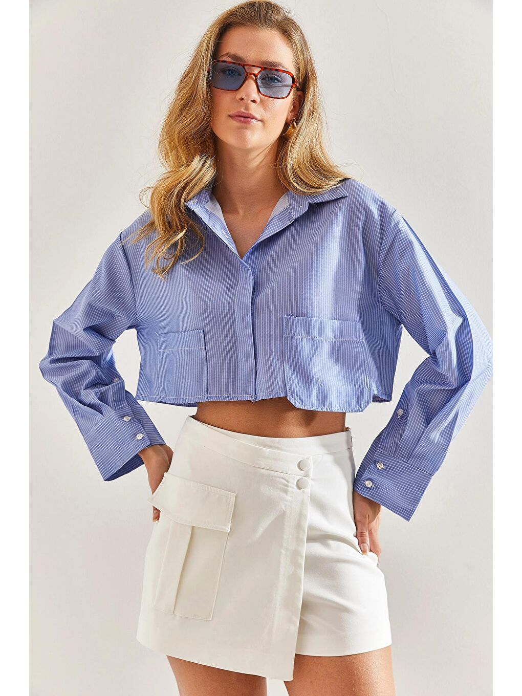 Mavi Bianco Lucci Kadın Cepli Çizgili Crop Gömlek 60171035-1