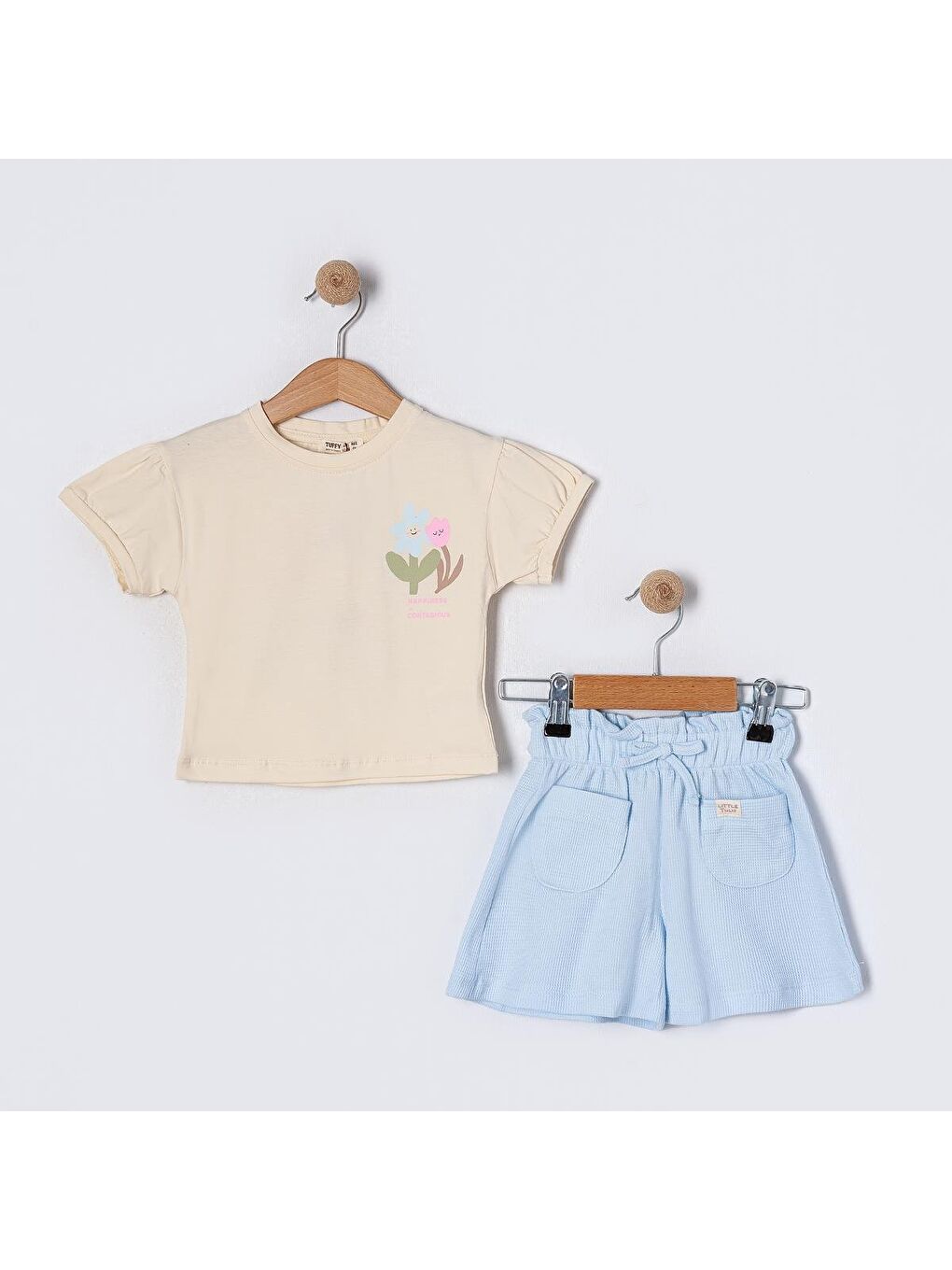 Karışık Çiçek Baskılı Krem Tişört Ve Bebe Mavisi Şort İkili Takım (2-6 Yaş)-1