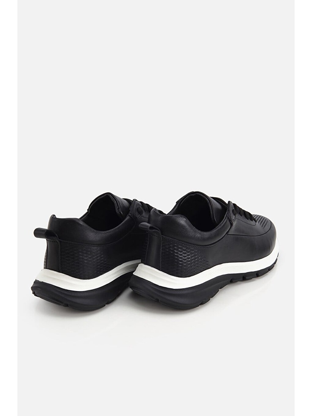 Erkek Siyah Deri Kontrast Tabanlı Bağcıklı Sneaker-3