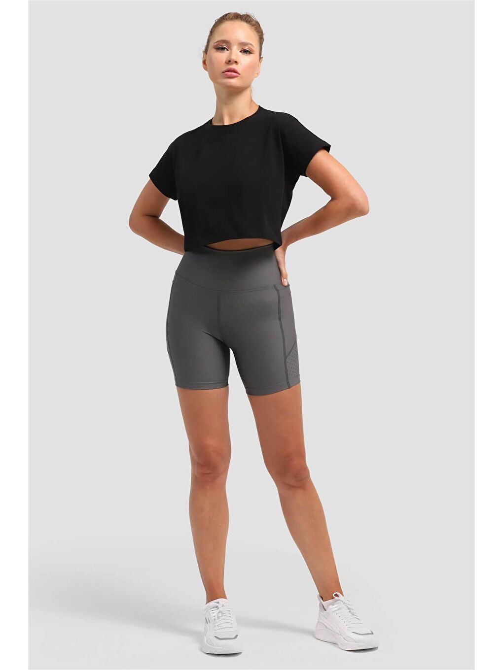 Oversıze Kadın Siyah Kısa Tshırt-1