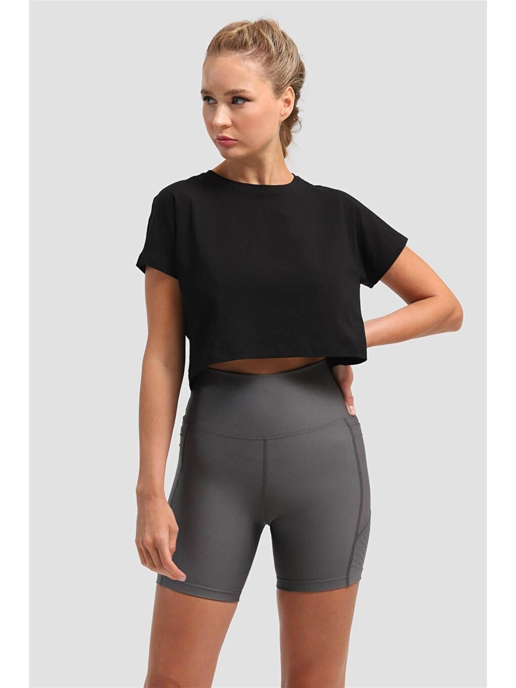 Oversıze Kadın Siyah Kısa Tshırt-2