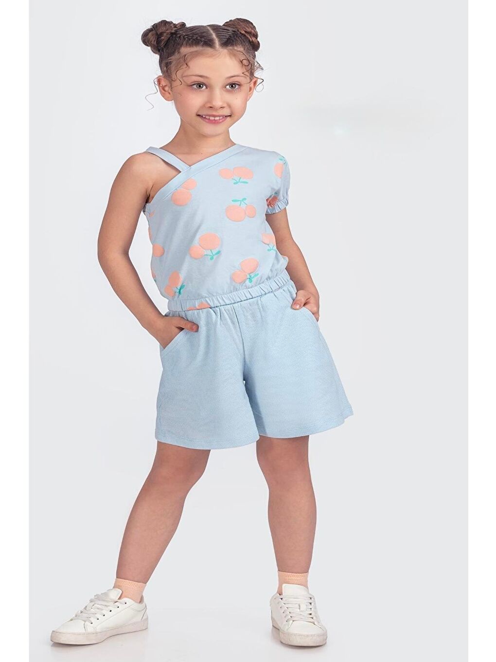 Pamuklu Mavi Kiraz Desenli Kız Çocuk Şortlu Takım