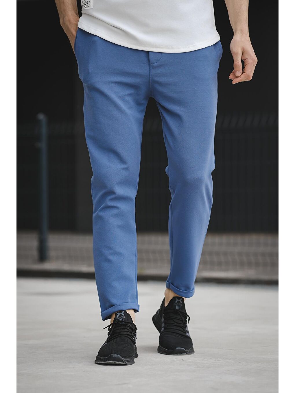 İndigo Arka Cep Detaylı Slim Fit Duble Paça Erkek Eşofman Altı-1